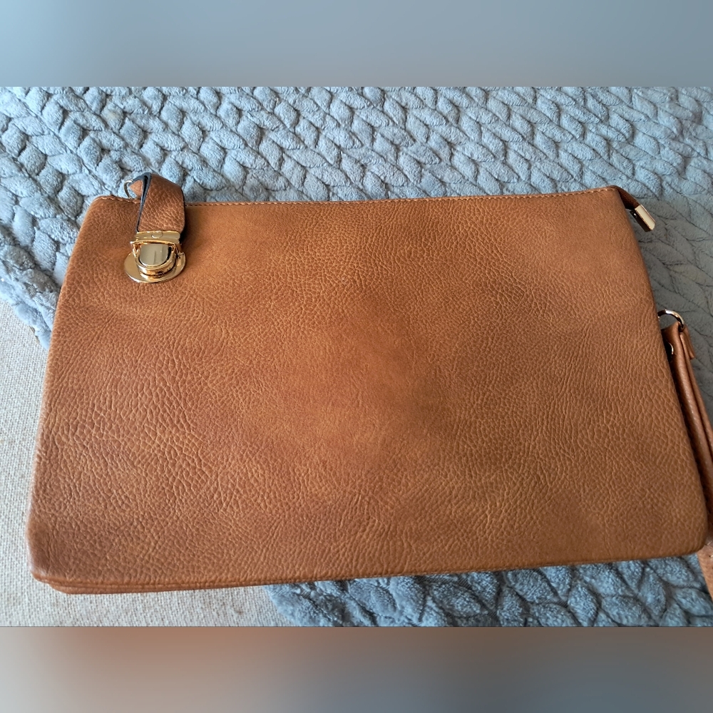 Stylish Tan Leather Clutch Ipad Or Kindle Carrier